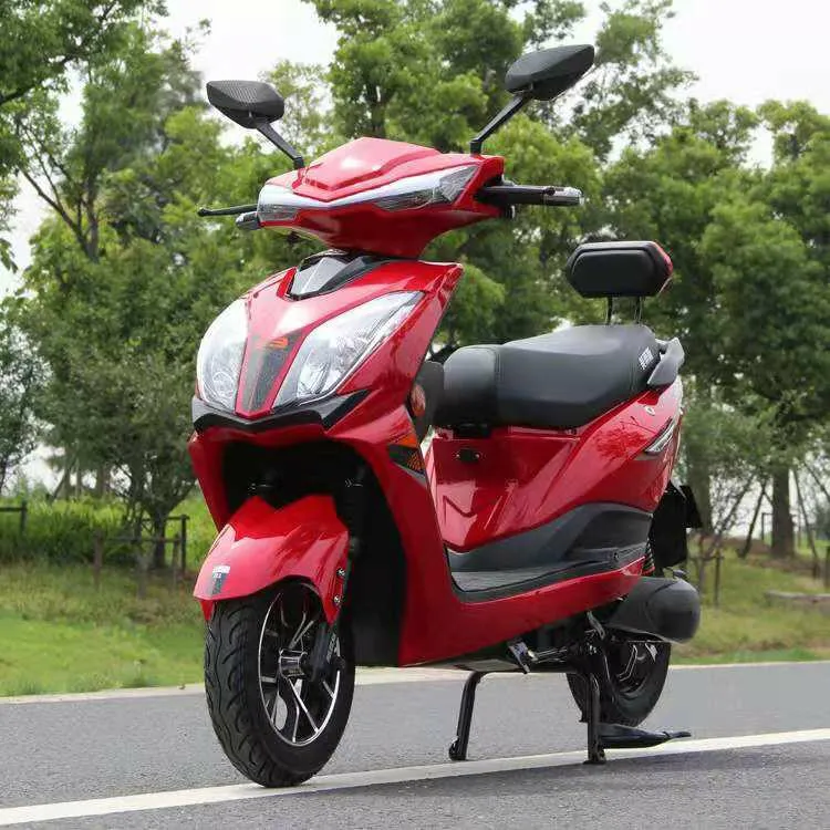 China Manufacturers High Quality High Speed Electric Scooter 60V 20ah 1000W 1500W 2000W SKD Electric Motorcycle with Pedals Disc Brake